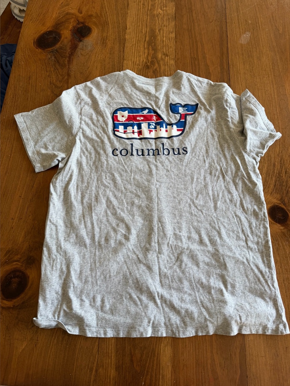 Vineyard Vines columbus 2xl short Sleeve shirt great condition smoke pet free - Picture 3 of 4